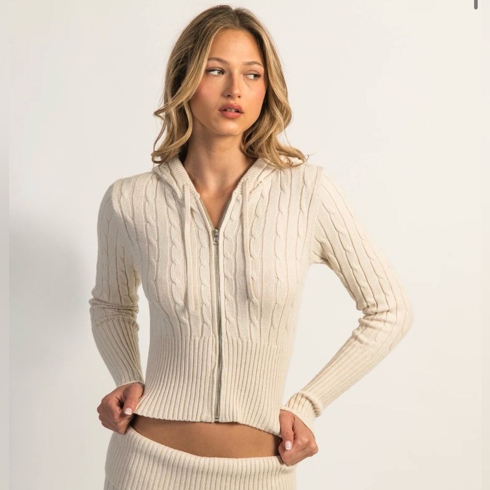 Harlow Cream Zip-Up Cable Knit Cardigan